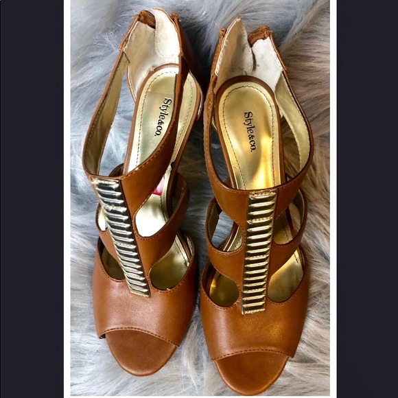 Style & co size 6 1/2 tan brown sandals heels - Picture 7 of 8